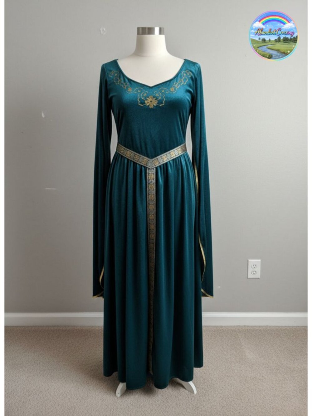 Plus Size Lady Guinevere Costume Queen Dress Belt Crown